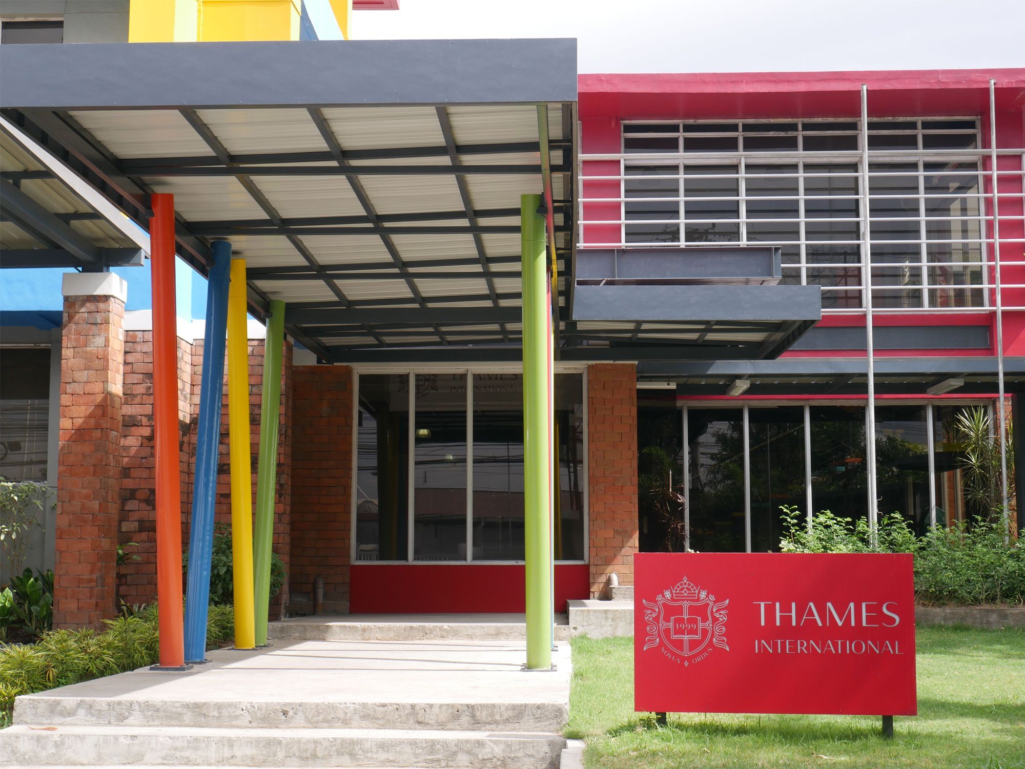 Thames International Business School in the Philippines joins ICDL
