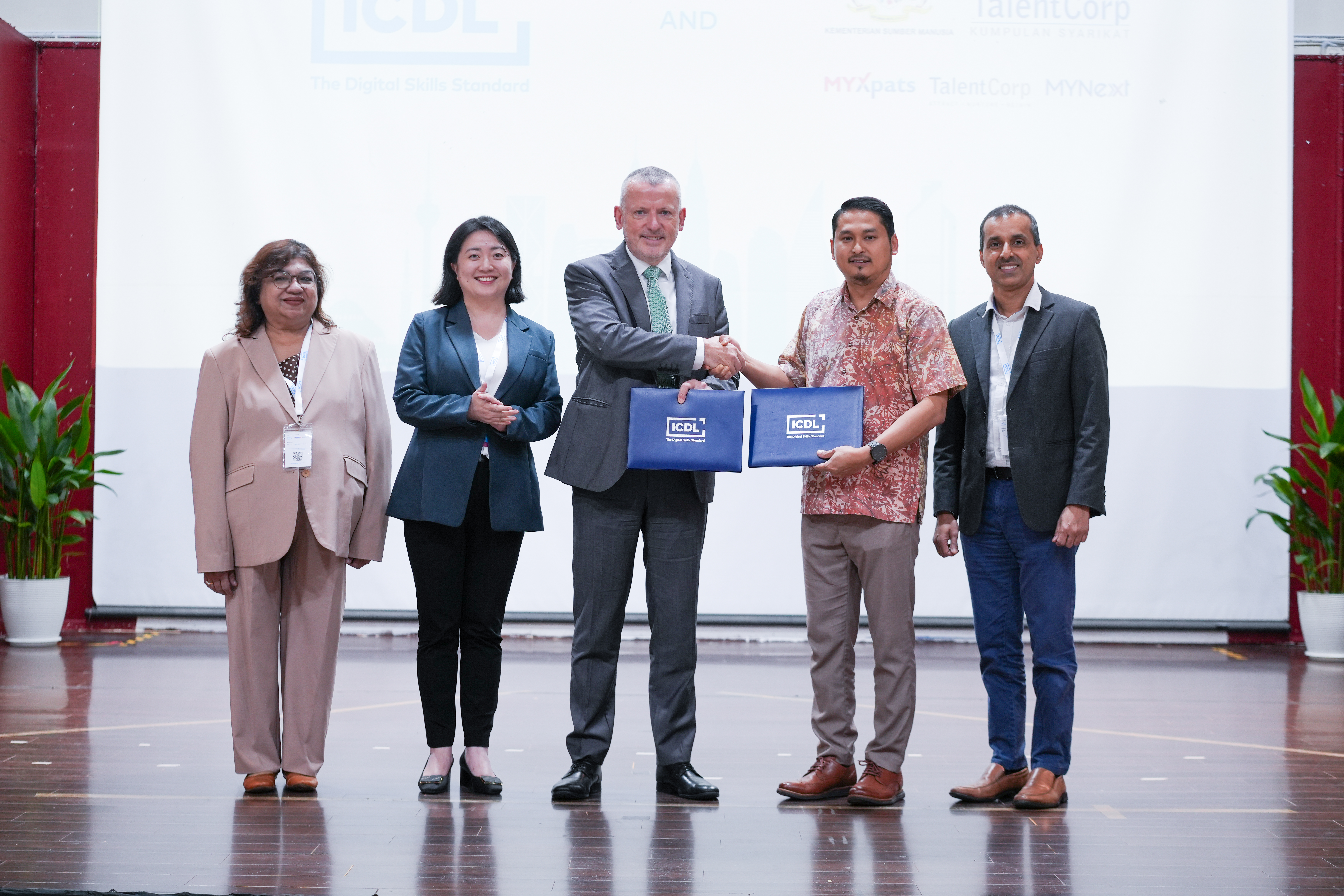 Strategic MoU Marks the Beginning of Collaboration Between ICDL Asia and TalentCorp