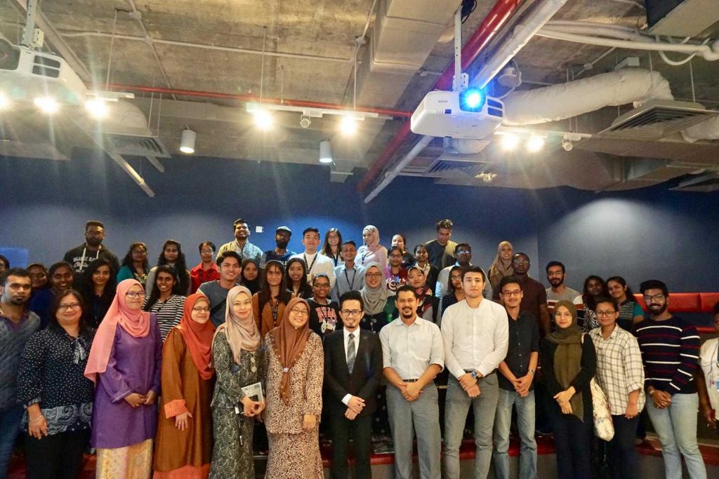 Preparing human resource graduates in Malaysia for the digital workforce.